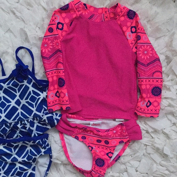 Swimsuit Bundle - Picture 2 of 5